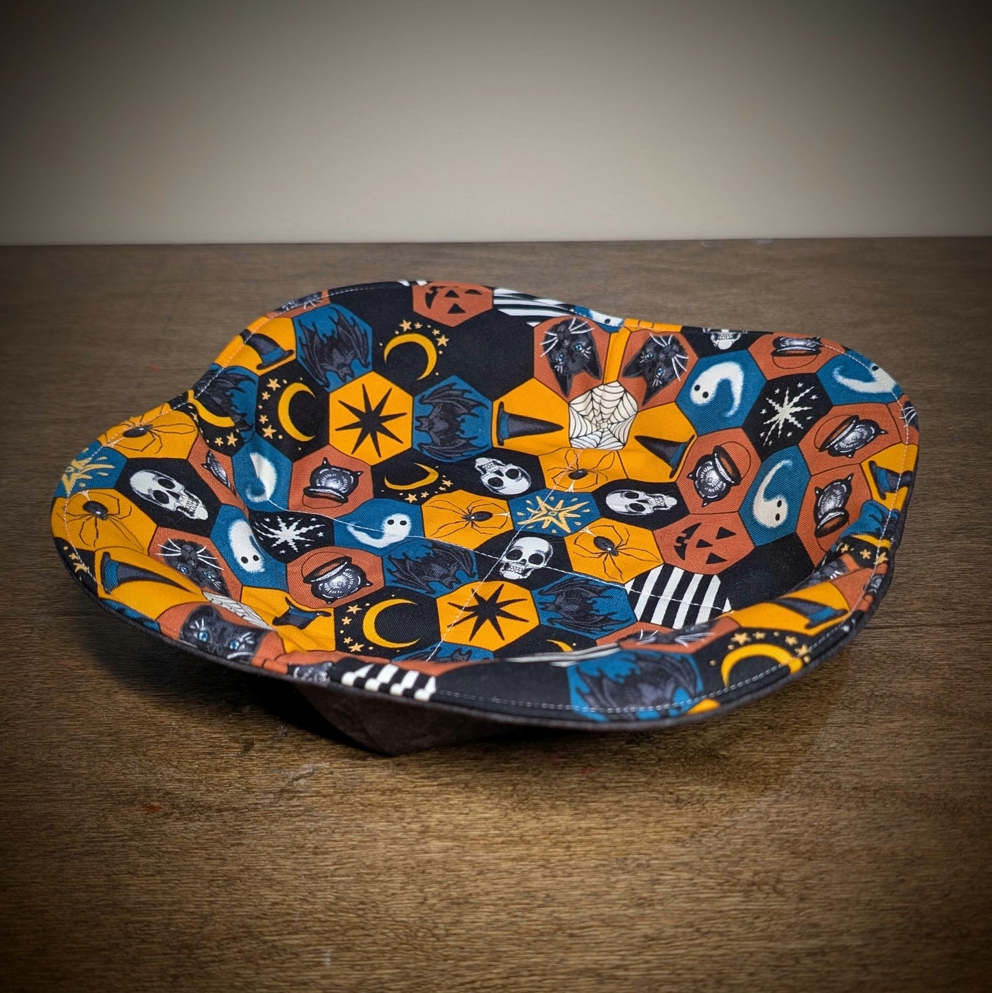 Spooky Hexagons on Black - Small Plate Cozy