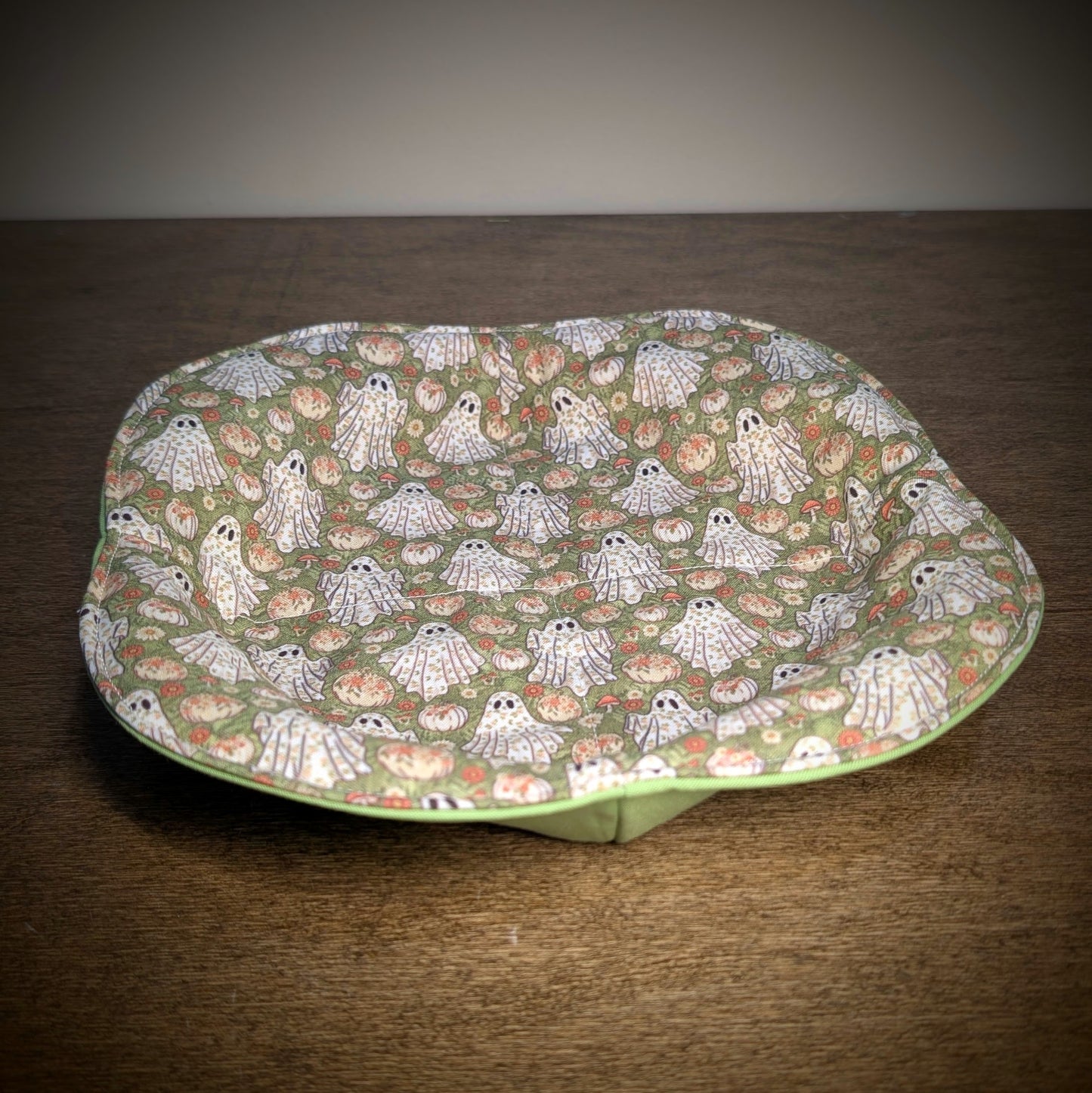 Floral Ghosts - Small Plate Cozy