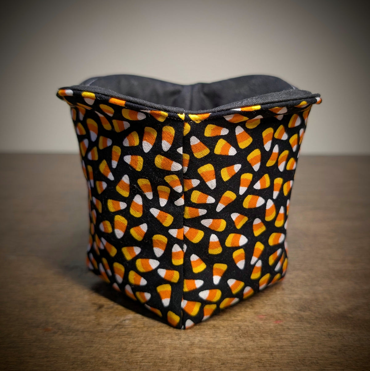 Candy Corn - Ice Cream/Gelato Pint Cozy