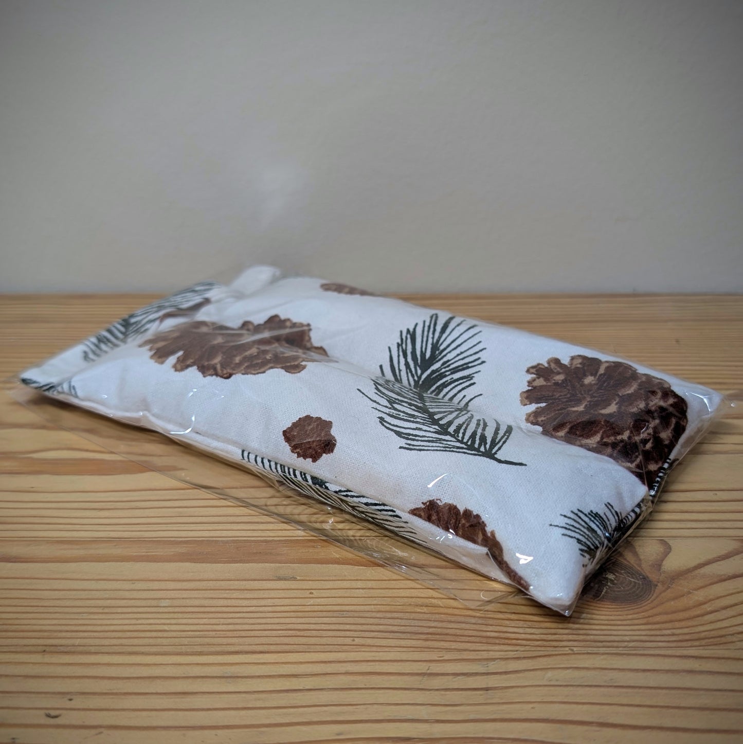 Pinecone ~ Limited Edition Lavender Therapeutic Rice Bag - Face/Neck Size