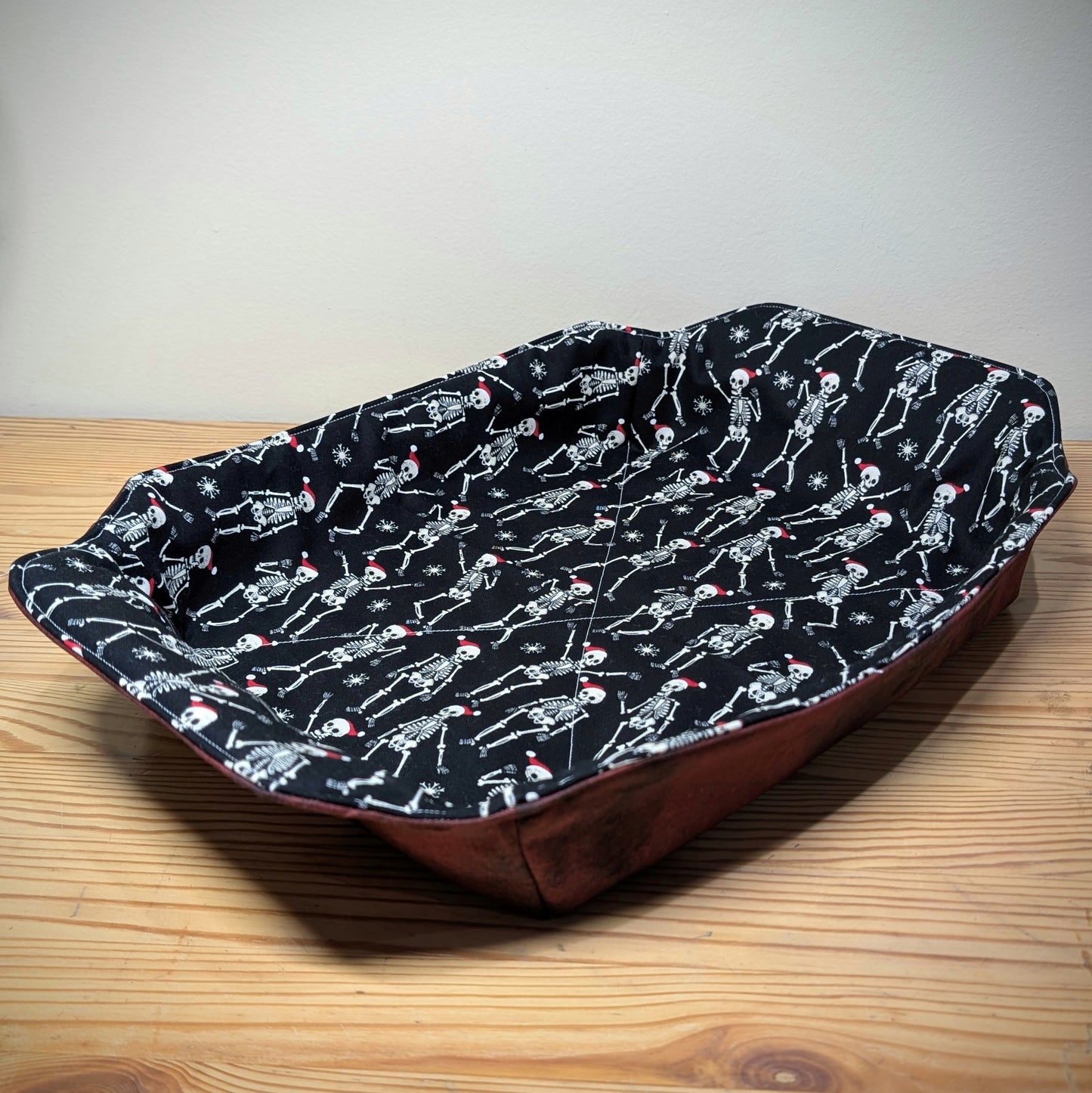 Skeletons on Black - Casserole Pan Cozy