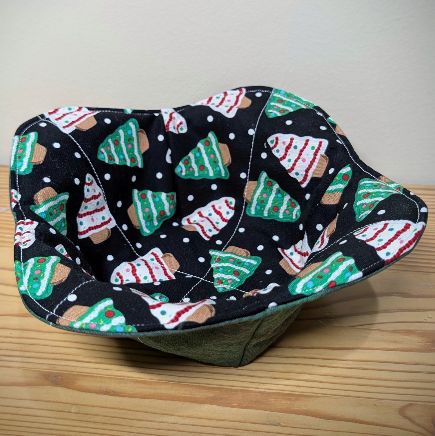 Cake Trees with Green - Bowl Cozy