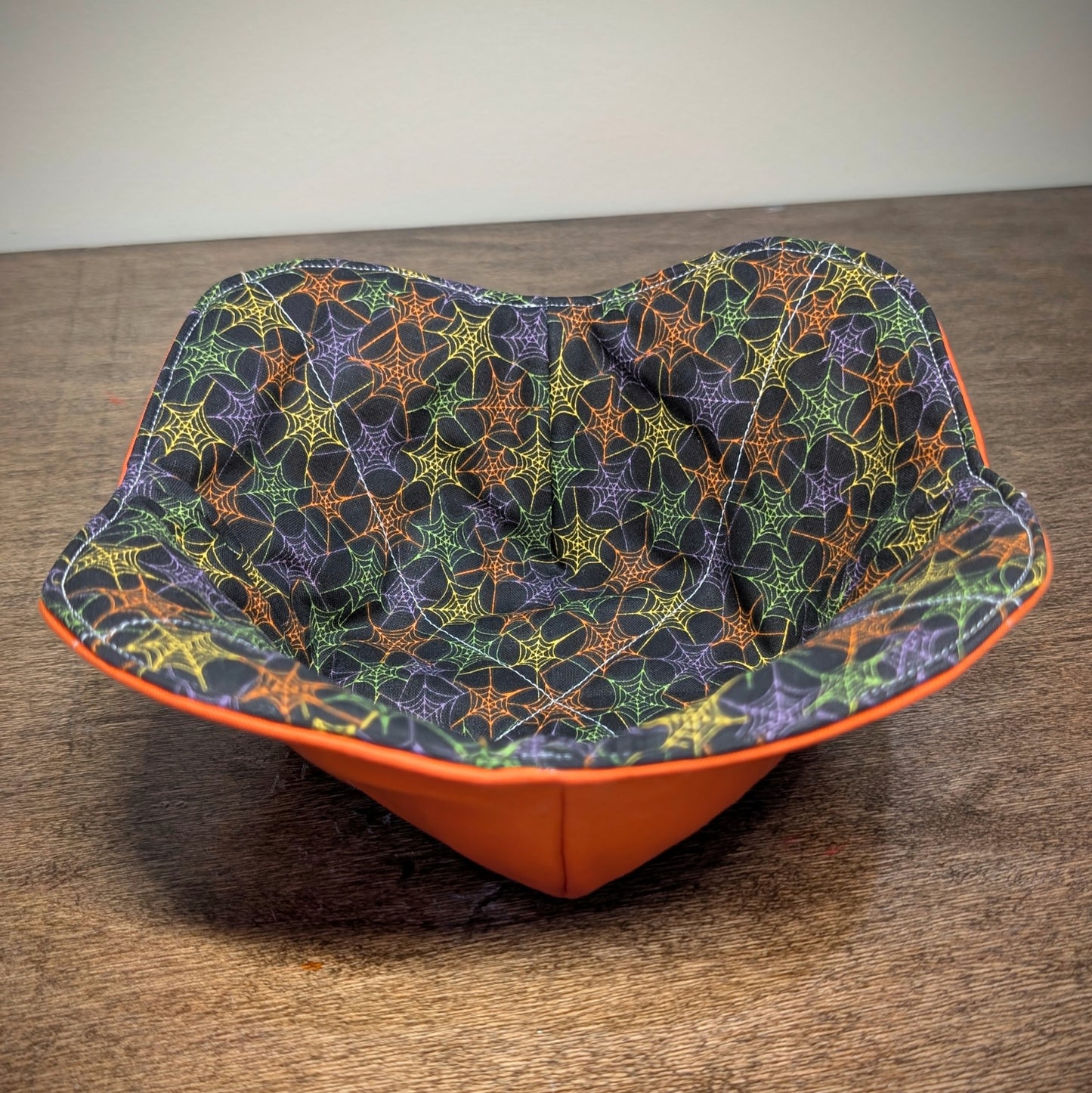 Spiderweb Multi-color - Bowl Cozy