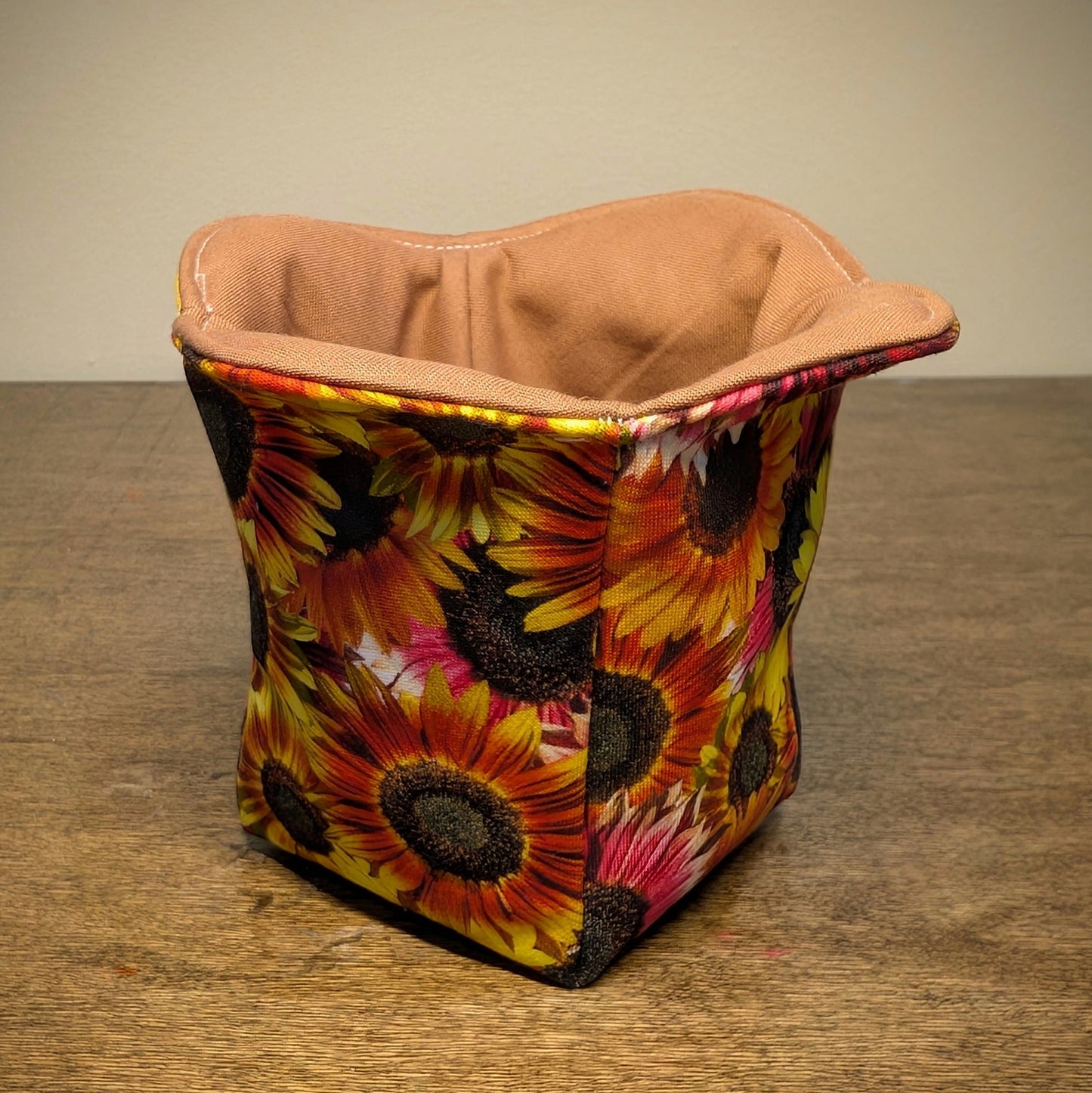 Multi-color Sunflowers - Ice Cream/Gelato Pint Cozy
