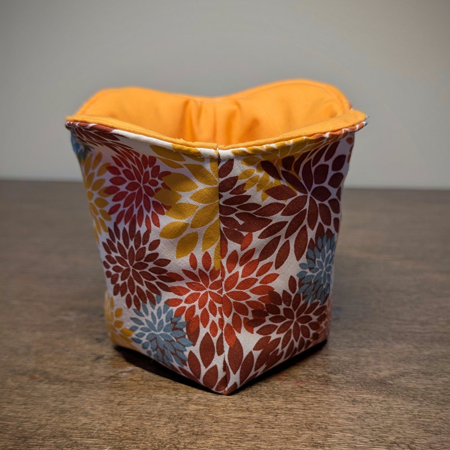 Fall Flower Bursts - Ice Cream/Gelato Pint Cozy