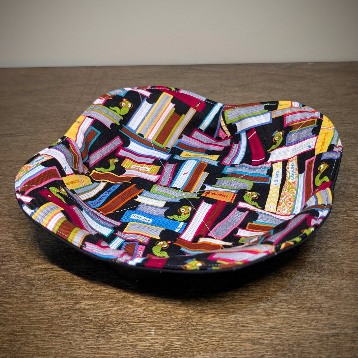 Bookworm - Small Plate Cozy