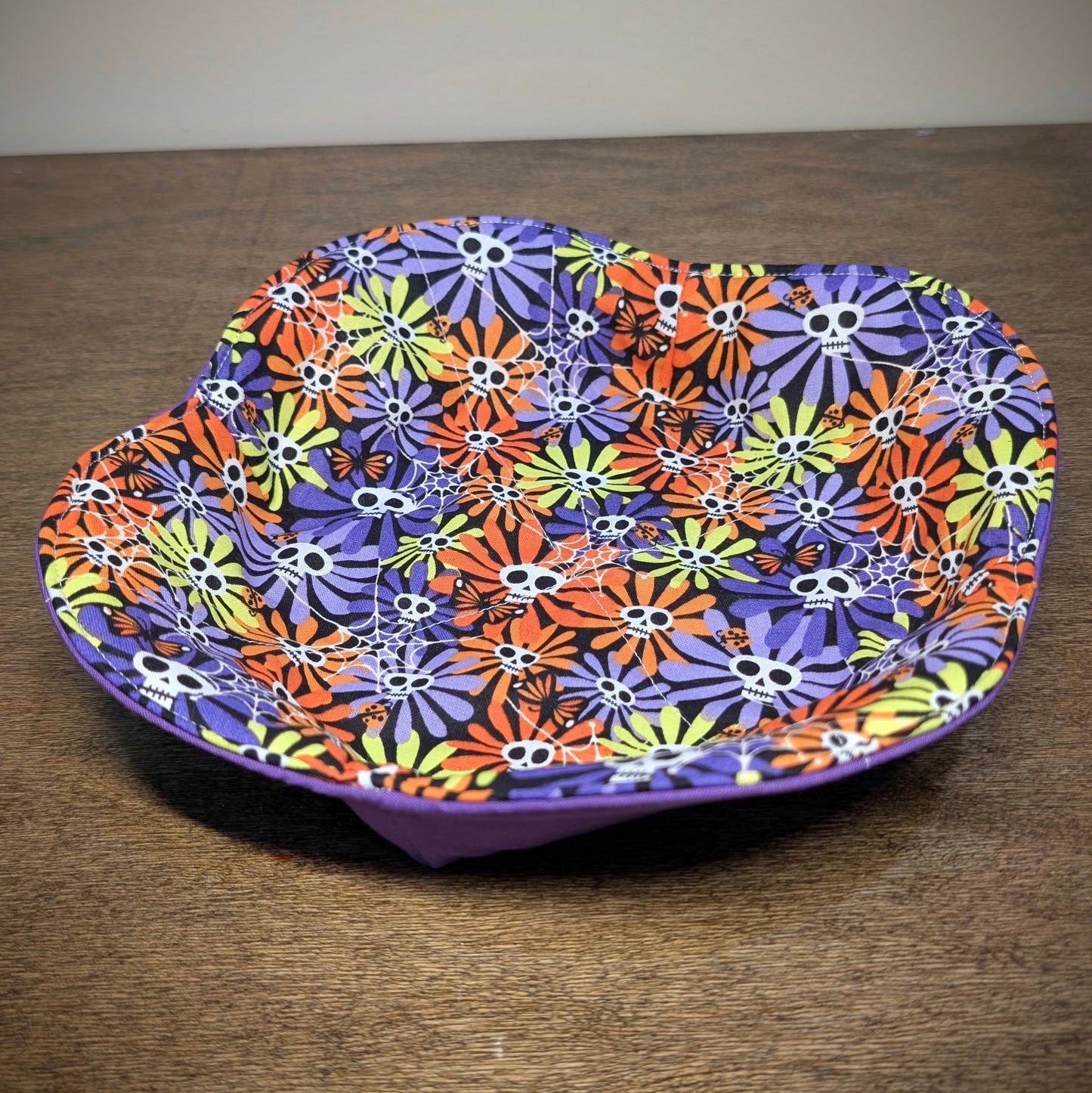 Skeleton Daisies - Small Plate Cozy