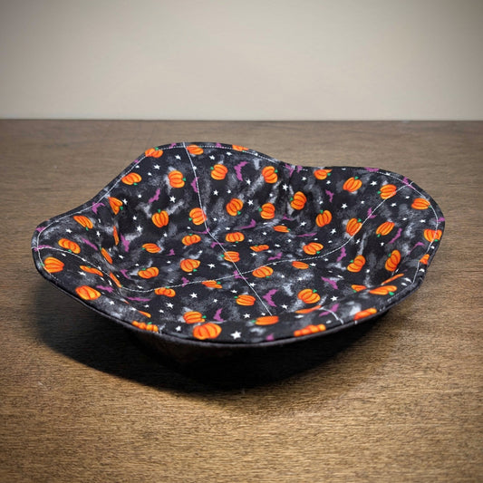 Pumpkins & Bats - Small Plate Cozy