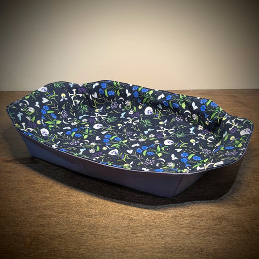 Midnight Lilies - Casserole Pan Cozy