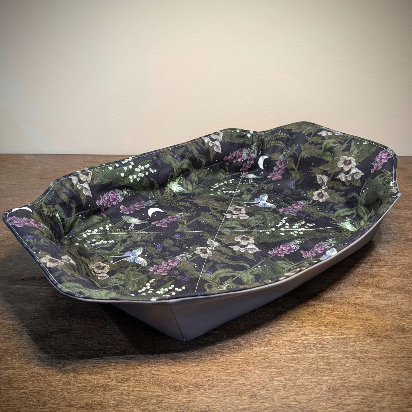 Luna Moth - Casserole Pan Cozy