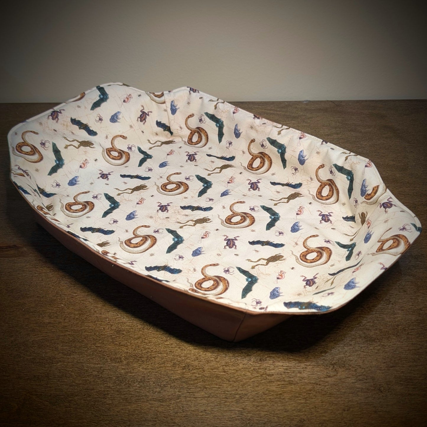 Reptiles - Casserole Pan Cozy