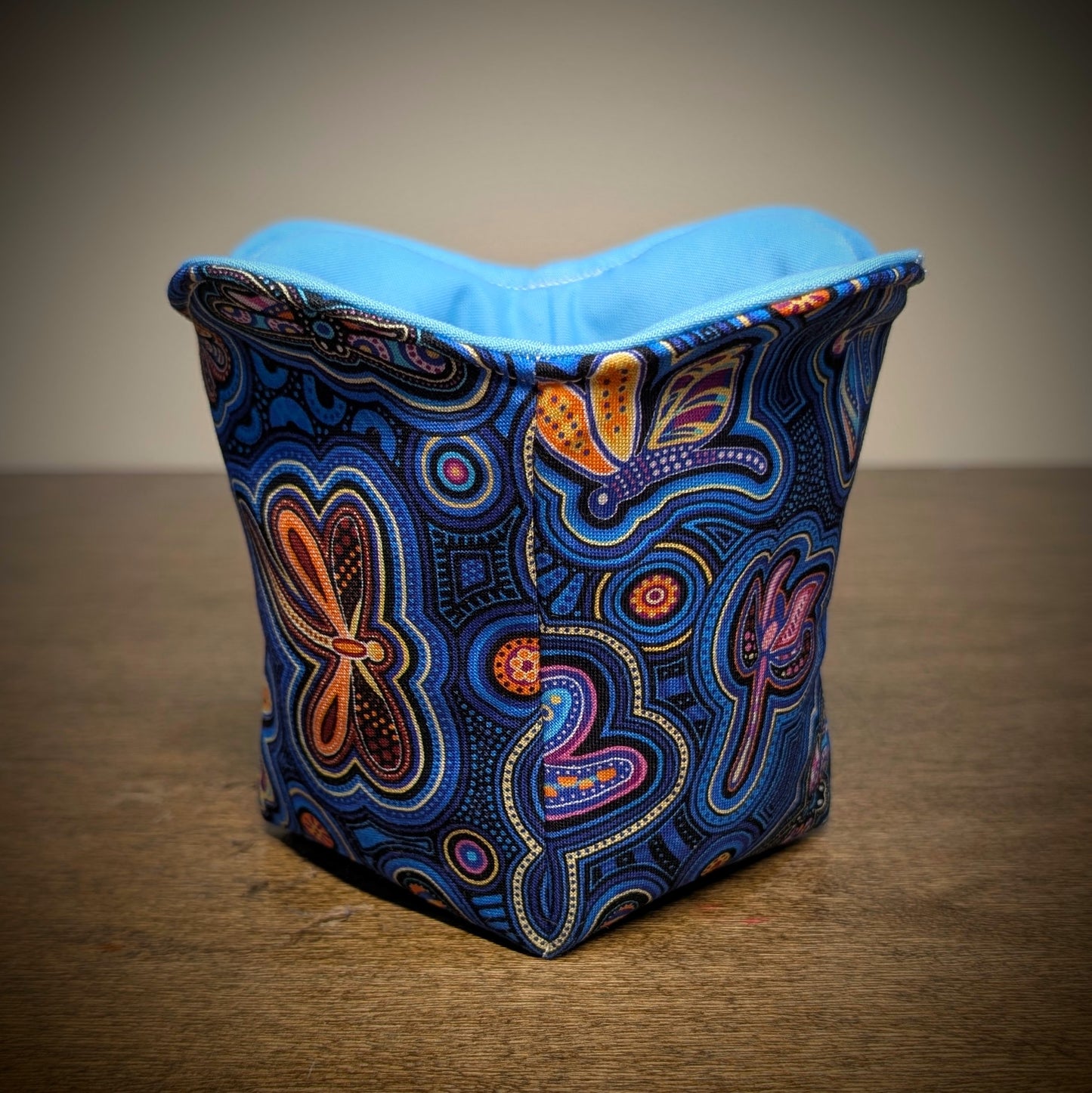 Dragonfly Oasis - Ice Cream/Gelato Pint Cozy