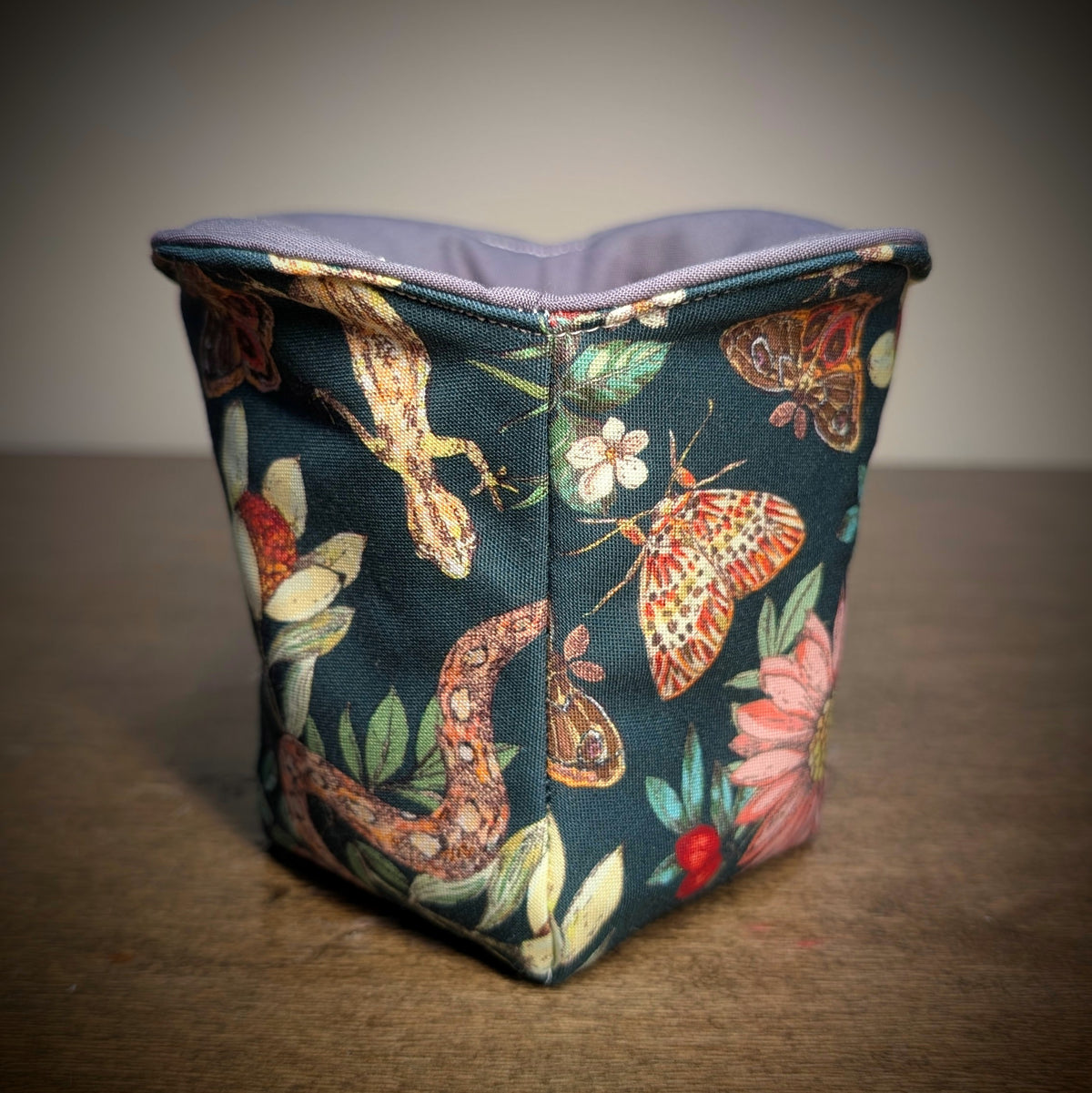 Floral Reptiles  - Ice Cream/Gelato Pint Cozy