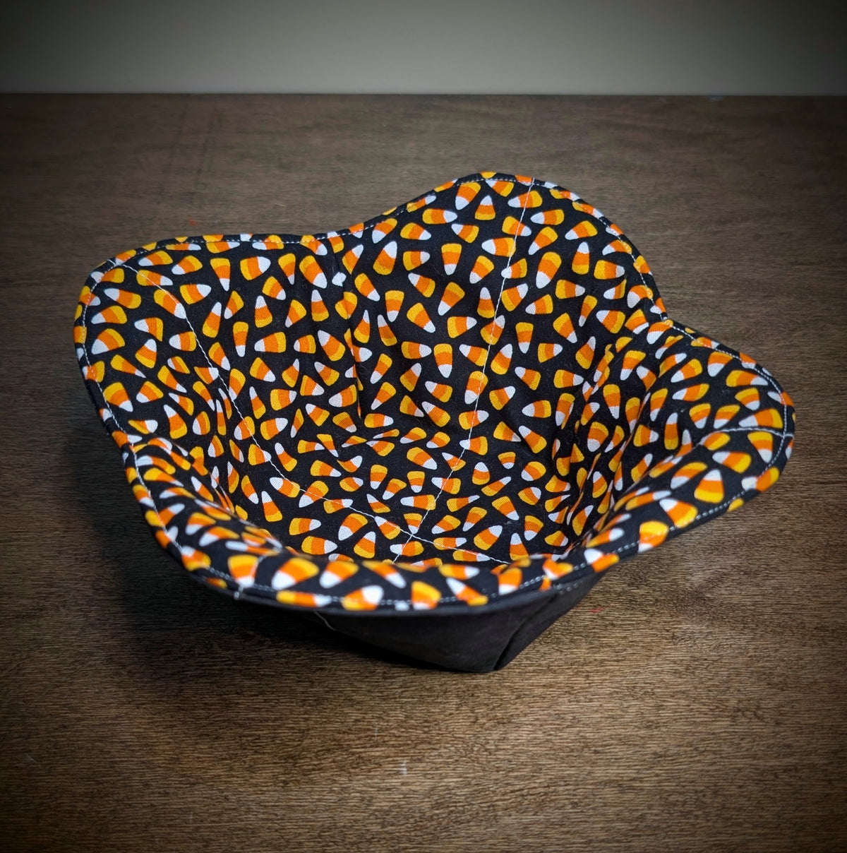 Candy Corn - Bowl Cozy
